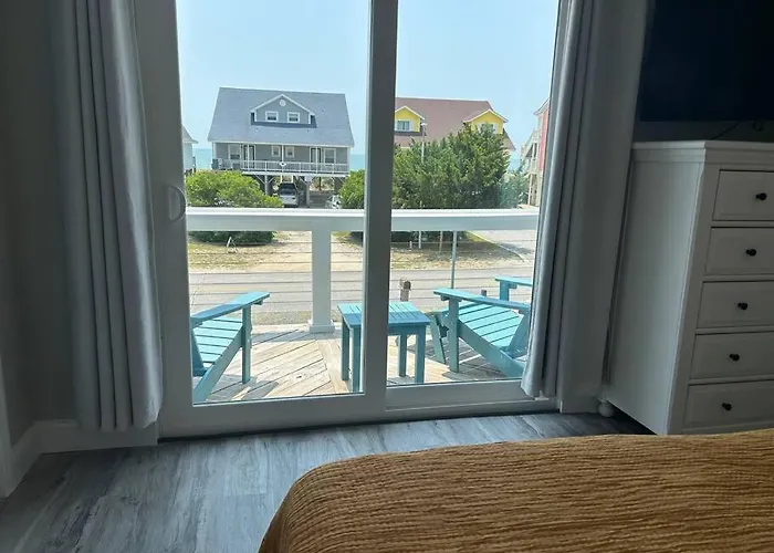 Holden Beach House Second Row With Surround Views!