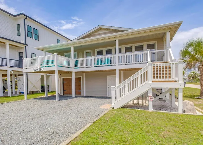Ocean-View Family Beach House | Sleeps 10